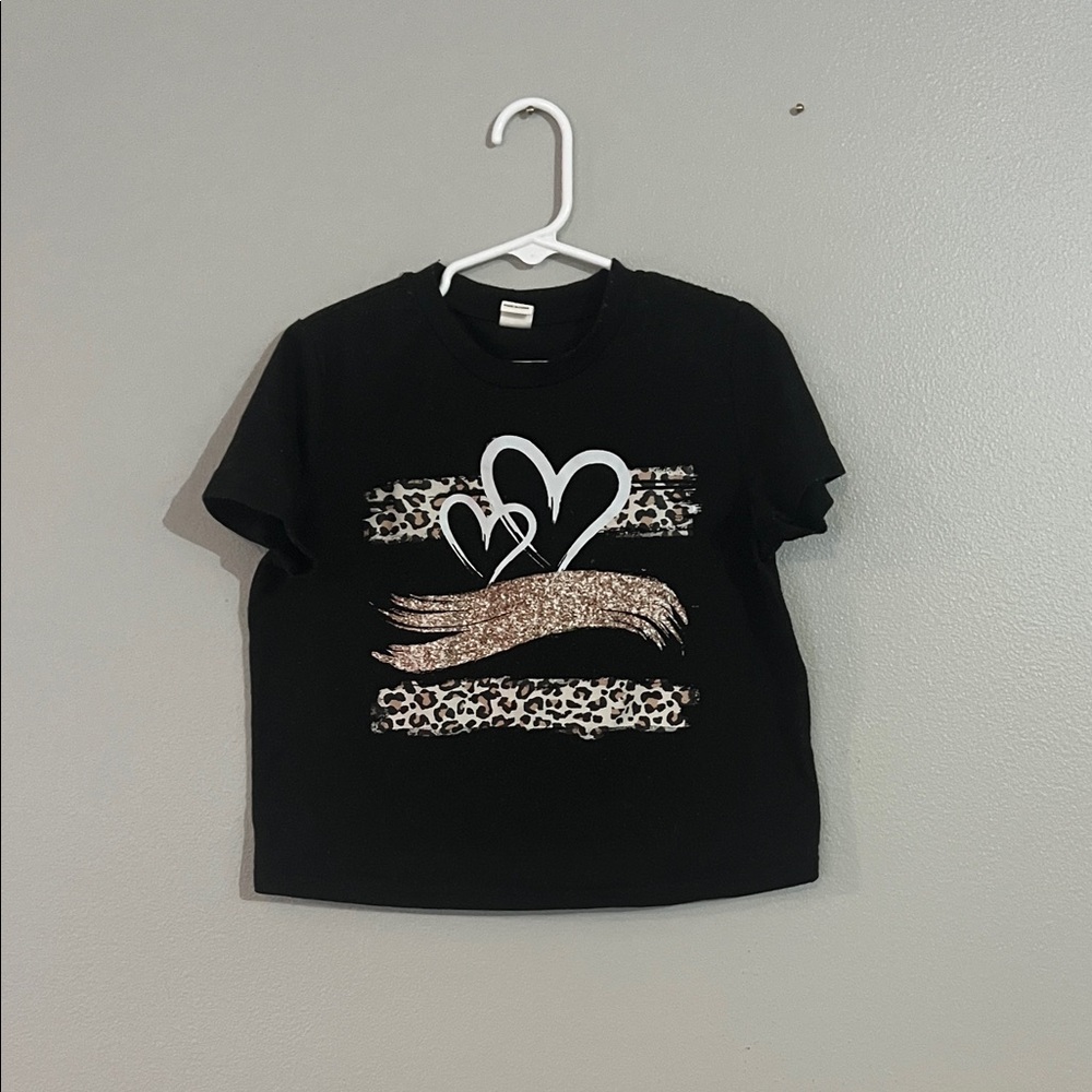 SHEIN Black T-Shirt with Heart and Leopard Design